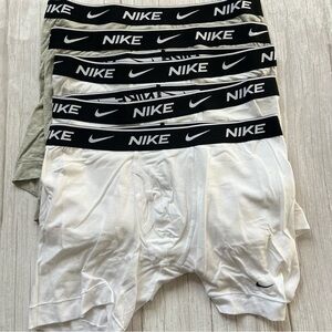New Men's NIKE Set Of 5 Dri Fit Cotton Blend Boxer Brief Size M